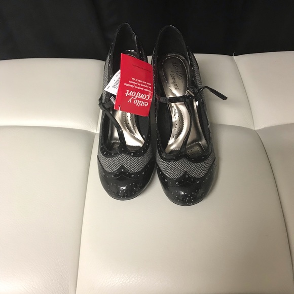 Comfort flex Black and White heels - Picture 1 of 2